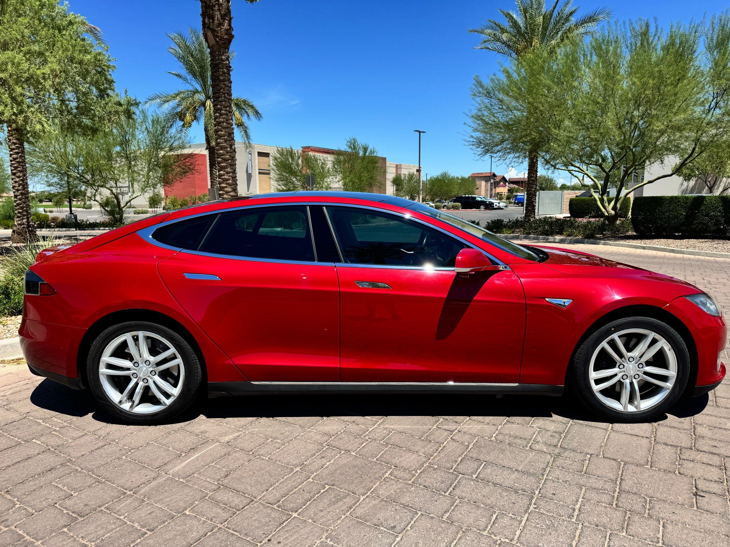 tesla model s 2015 5YJSA1H16FFP64597 image tesla model s 2015 5YJSA1H16FFP64597 image